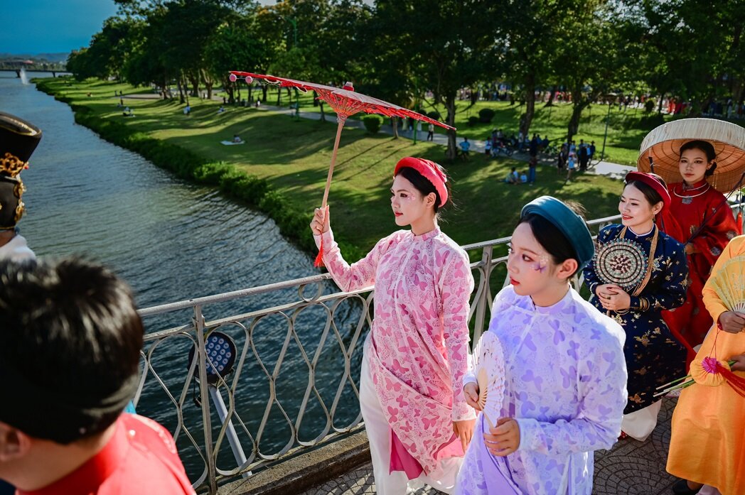 Photograph the festive spirit of Vietnam’s culture